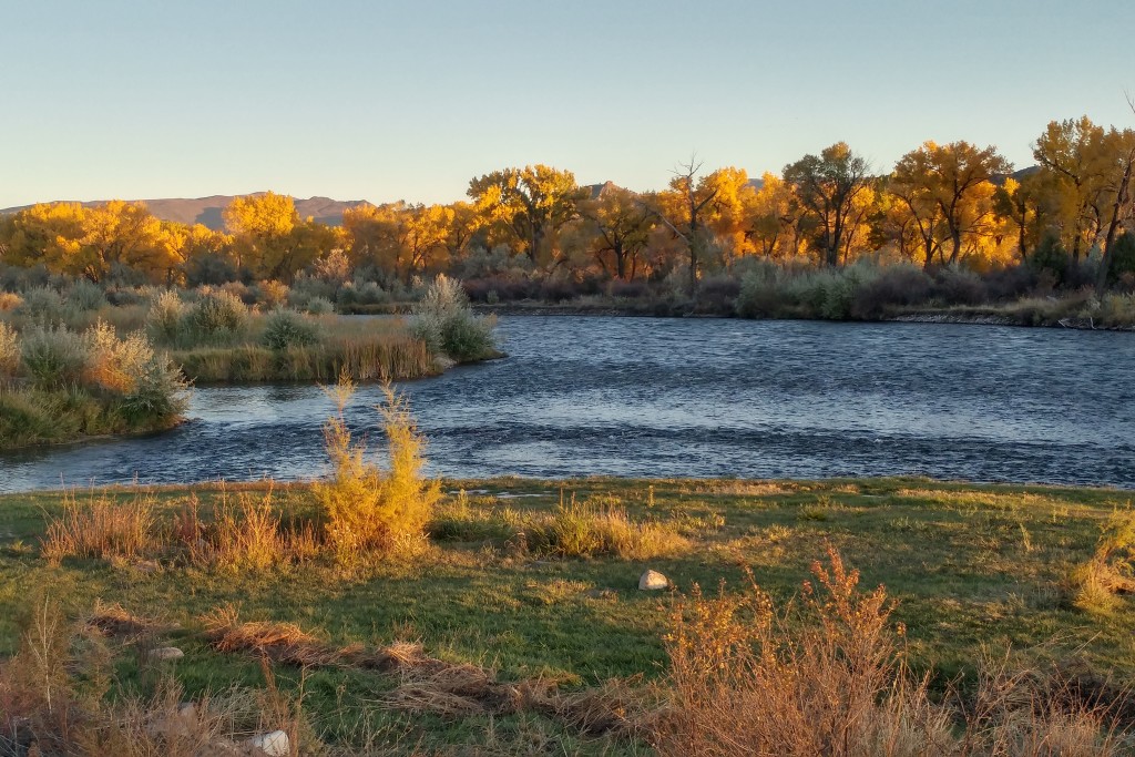 Colorado River colors at dusk